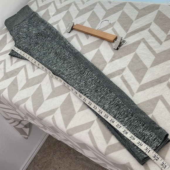 Athleta Exhale Heel Tight Stash‎ Pocket Heather Black Size Small - Picture 12 of 12